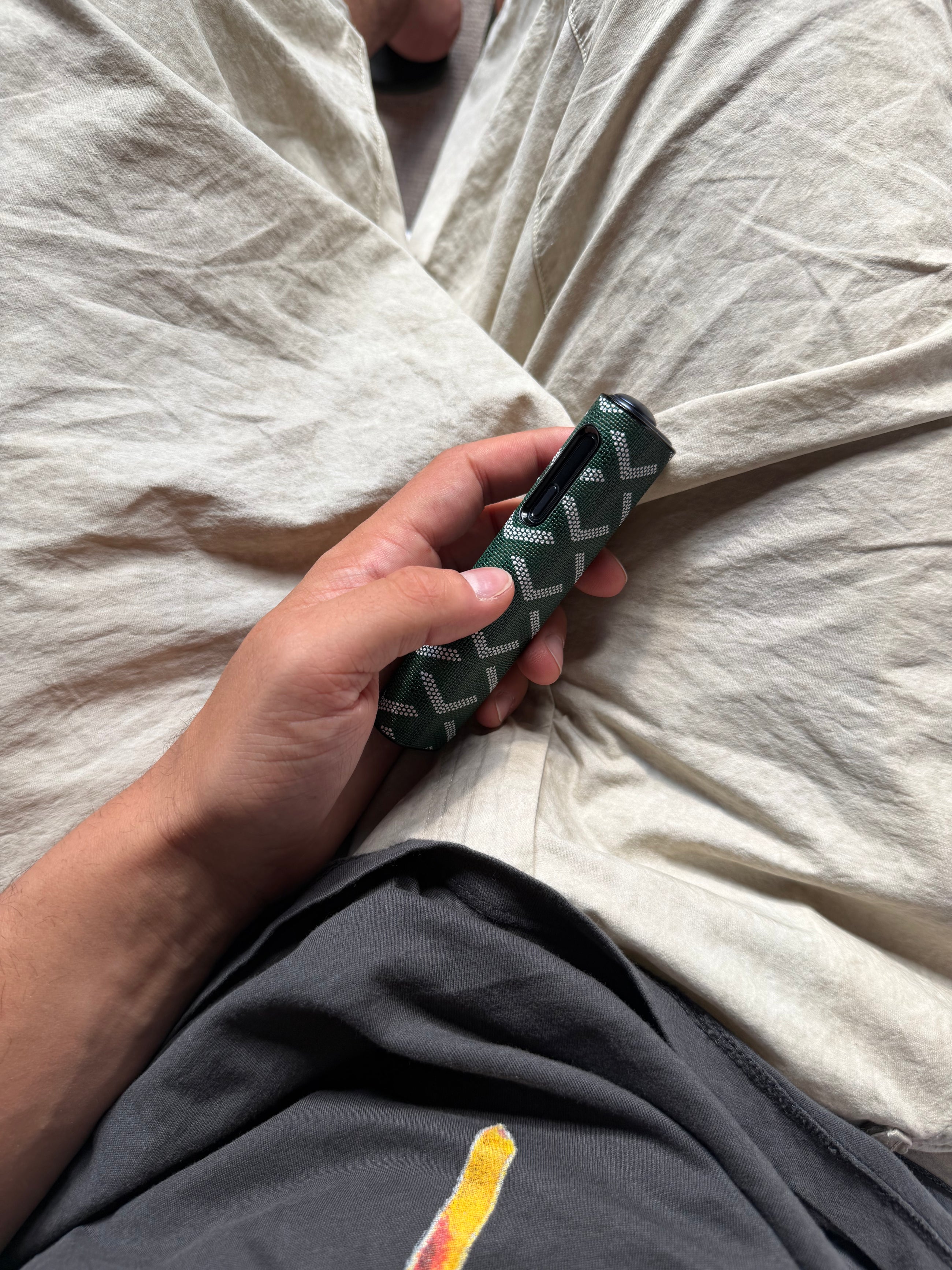 Vitello One i Green Case — Compatible with ILUMA ONE i
