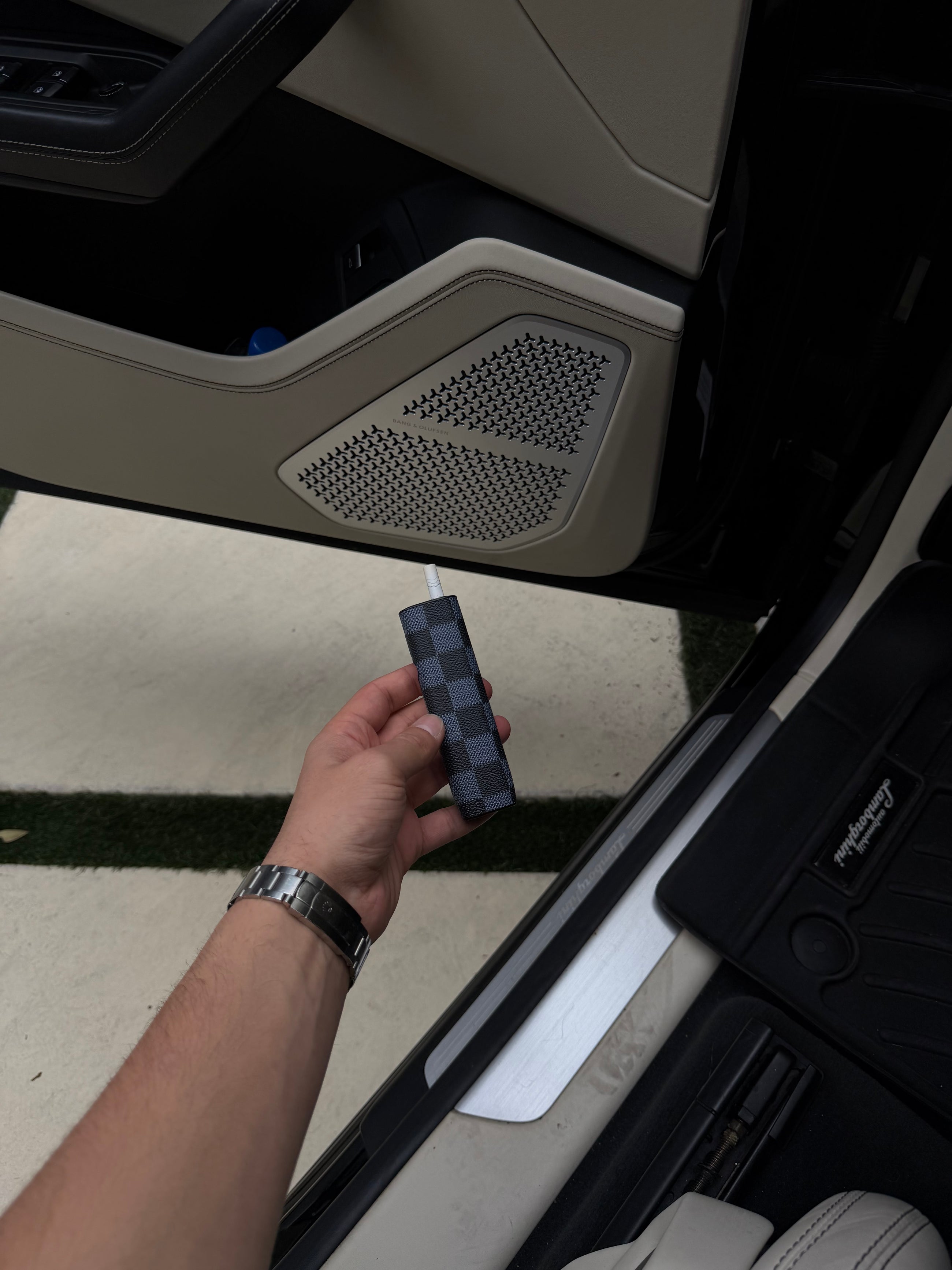 Vitello one carrera Navy— Compatible with ILUMA/i