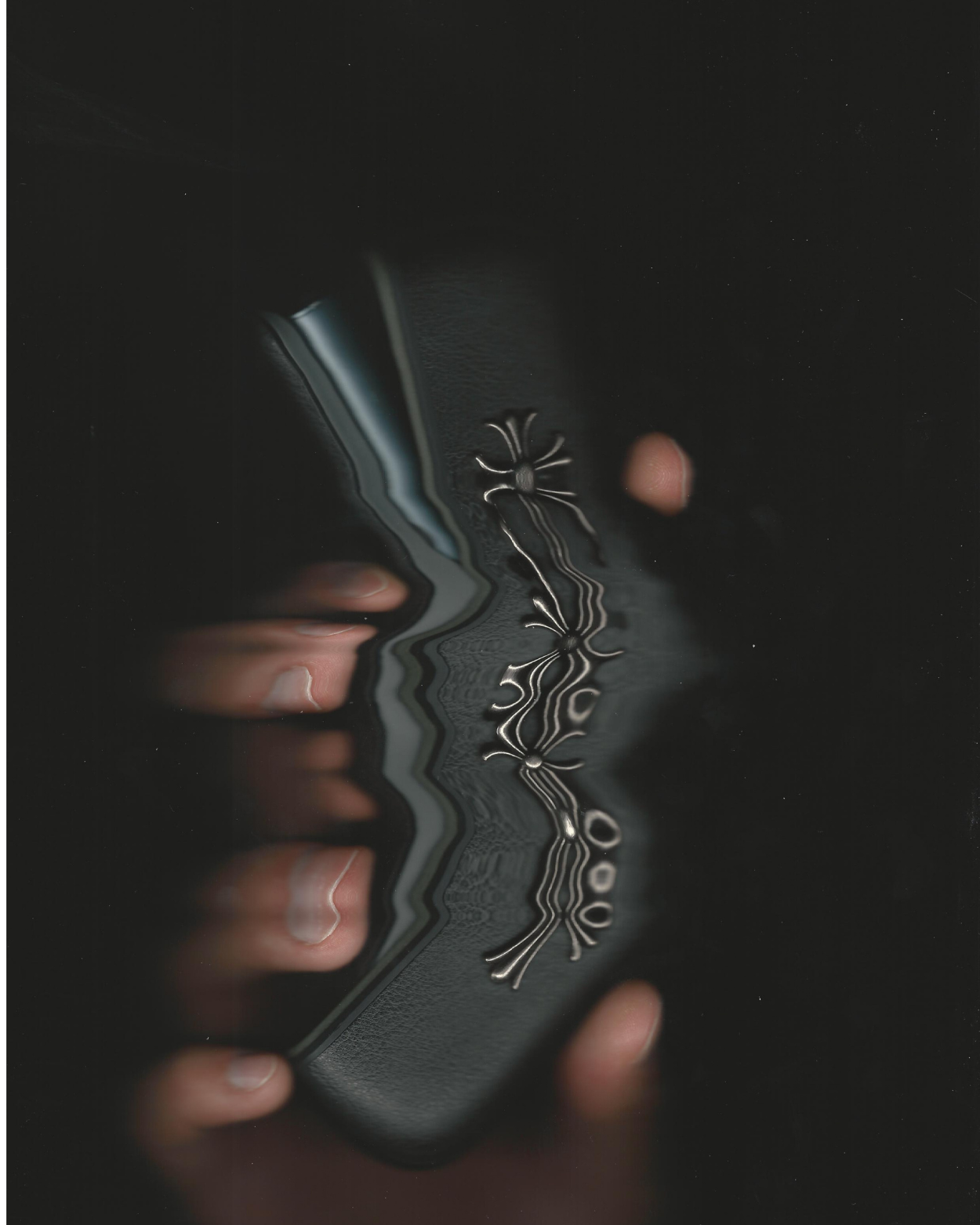 Vitello Chroma Black— Compatible with ILUMA/i