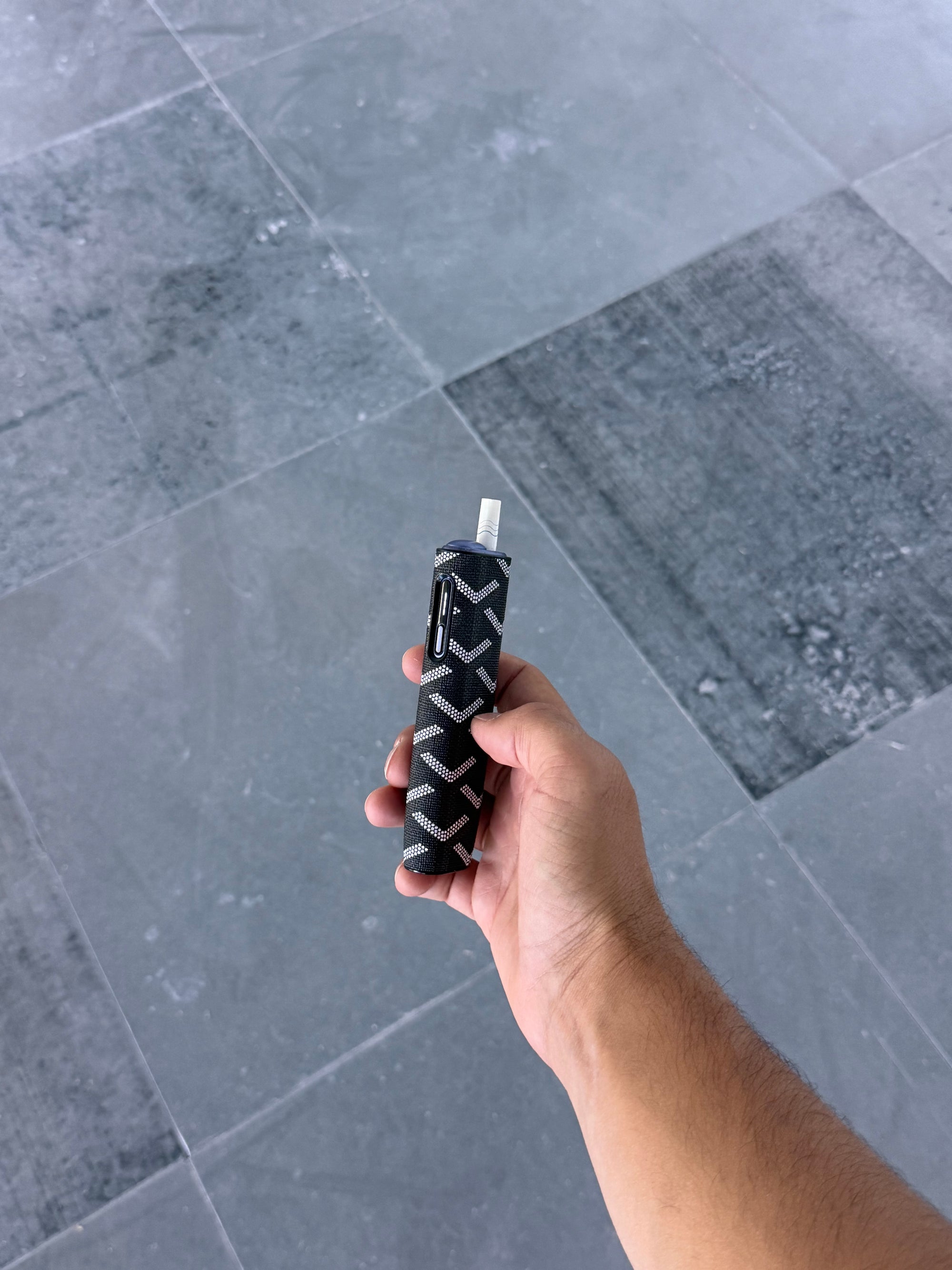 Vitello One i Black Case — Compatible with ILUMA ONE i