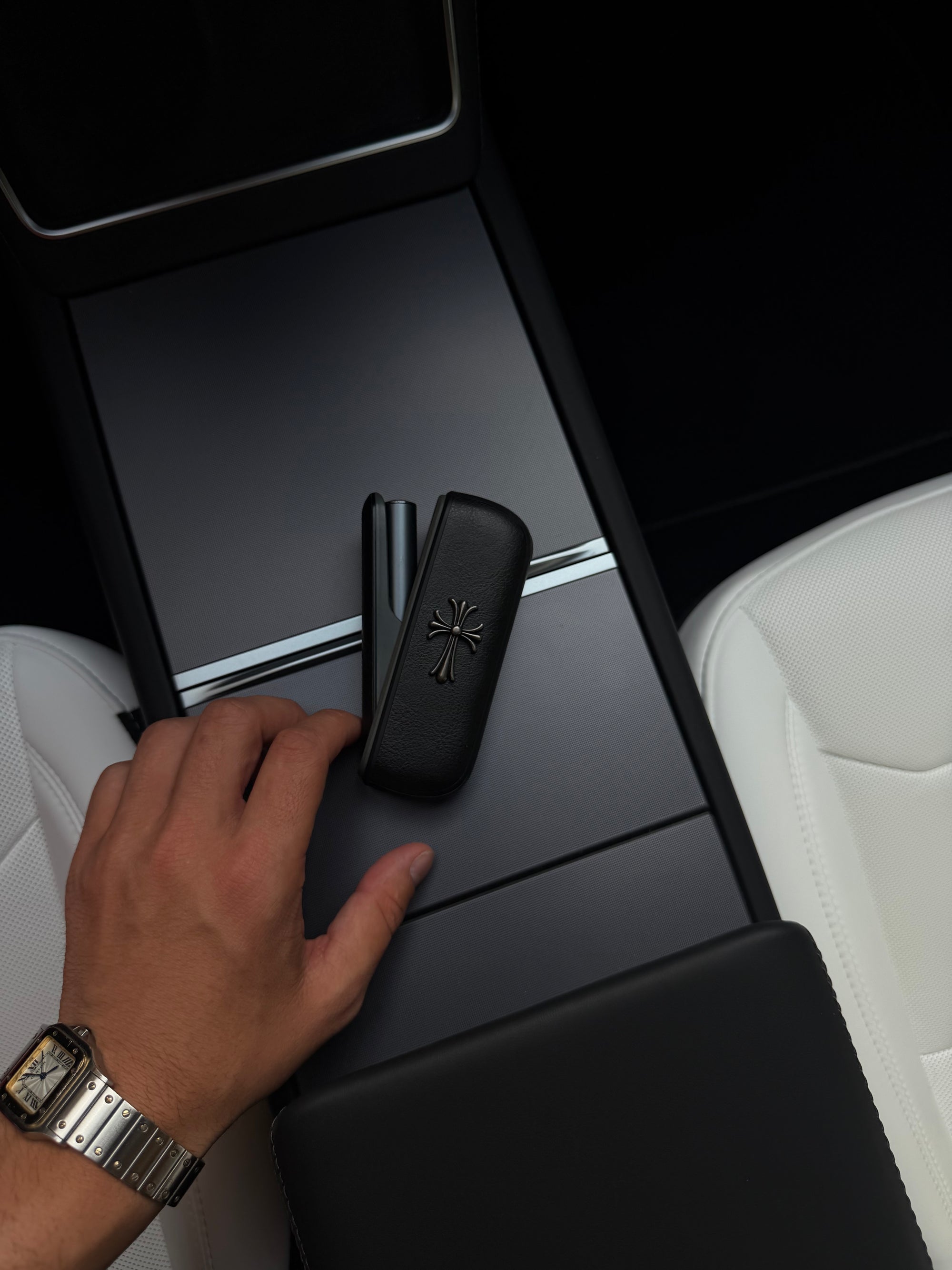 Vitello Chroma Black— Compatible with ILUMA/i