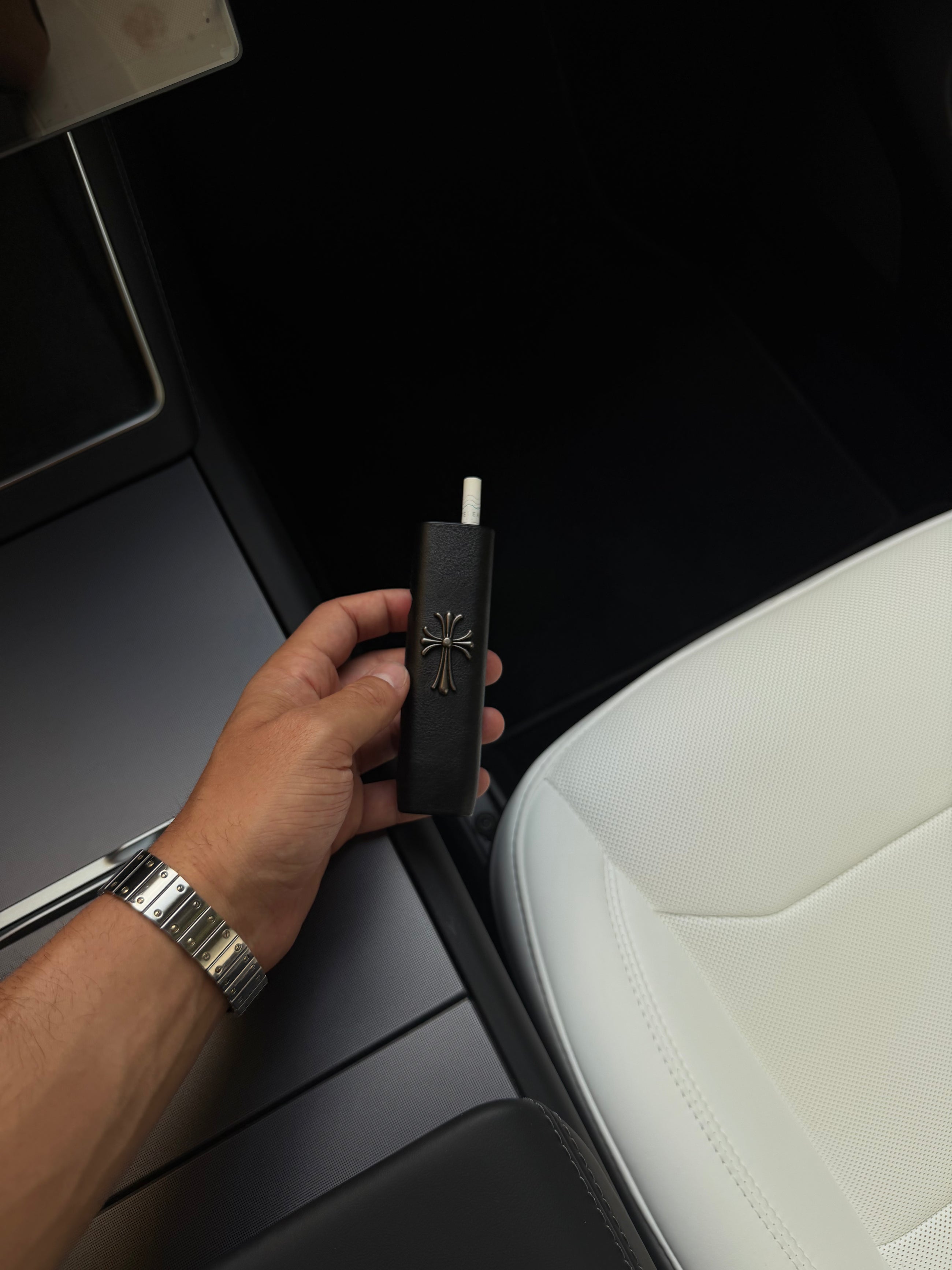 Vitello one Chroma Black— Compatible with ILUMA/i