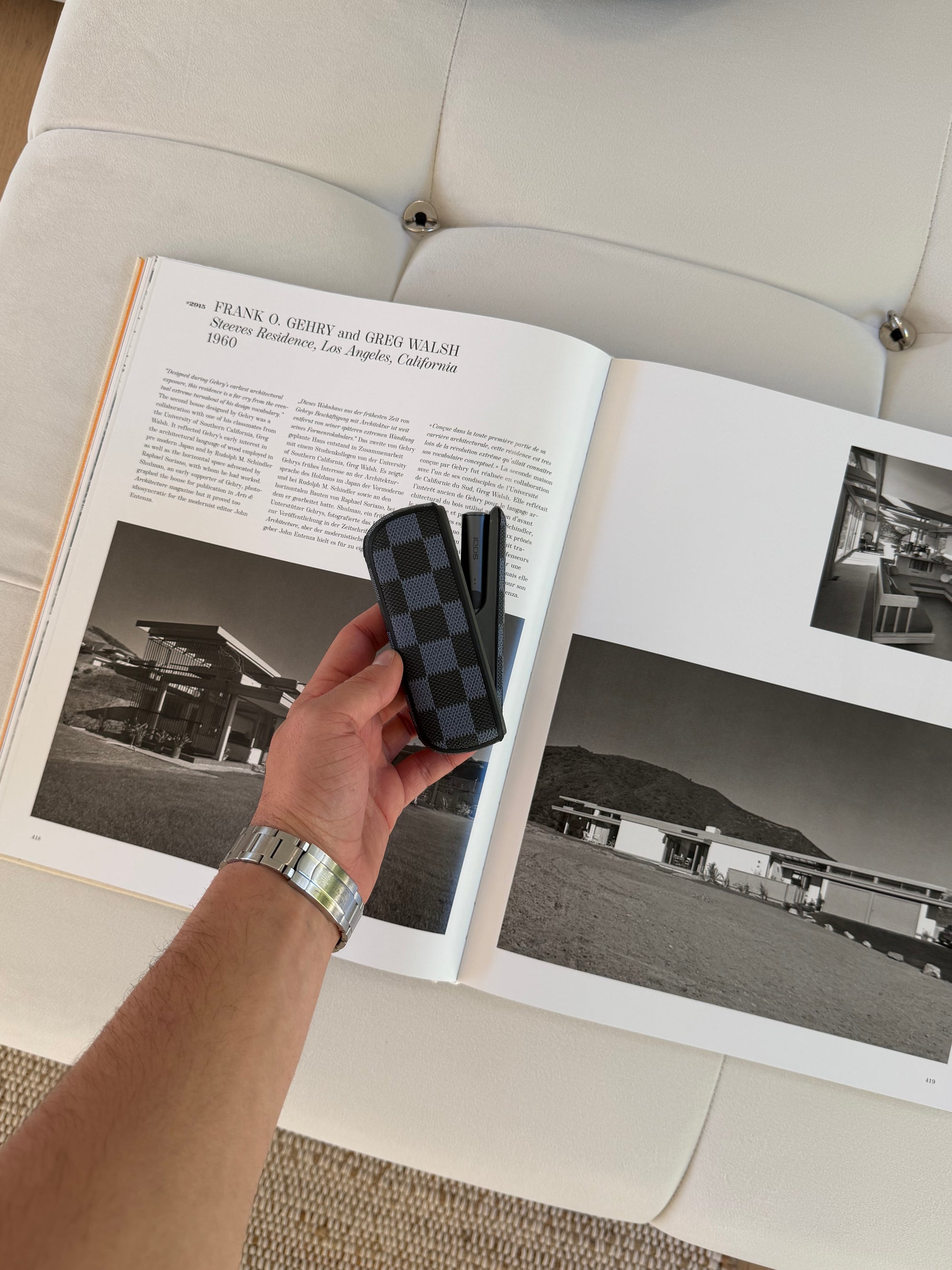 Vitello carrera Navy— Compatible with ILUMA/i