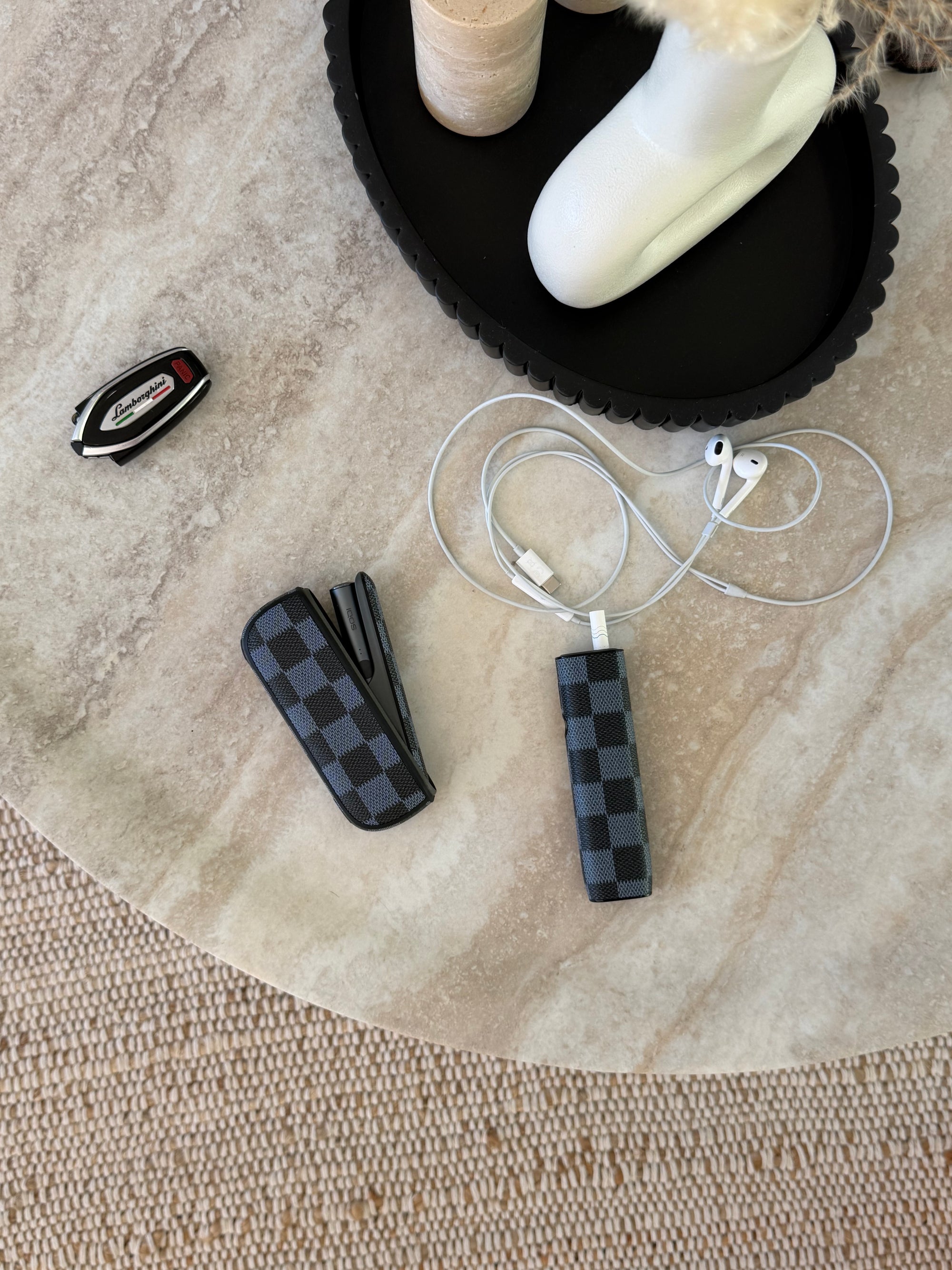 Vitello carrera Navy— Compatible with ILUMA/i