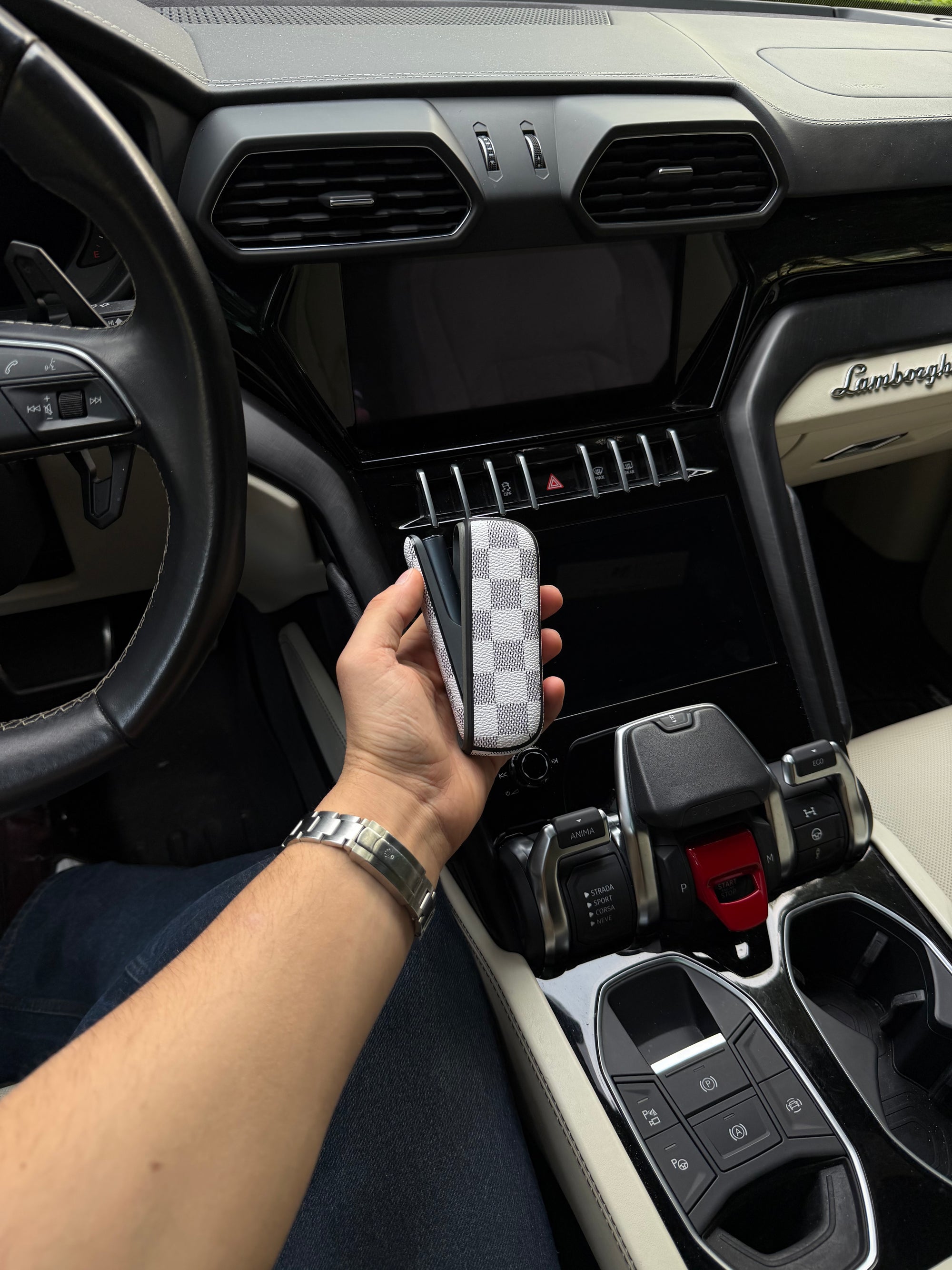 Vitello carrera White— Compatible with ILUMA/i