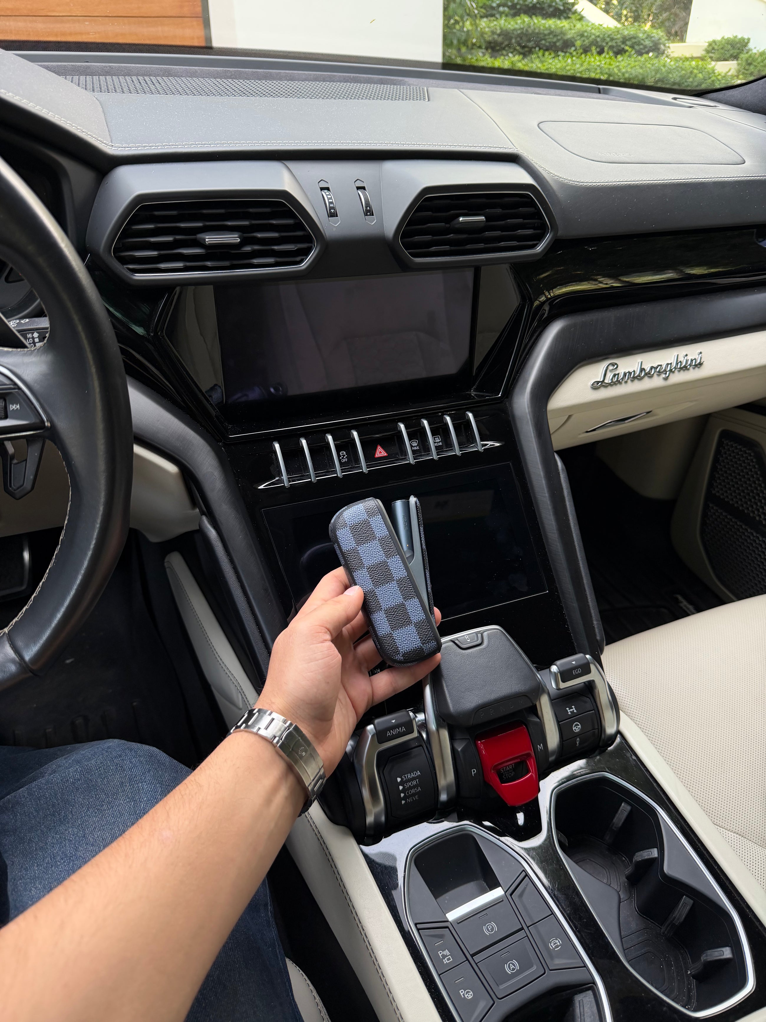 Vitello carrera Navy— Compatible with ILUMA/i